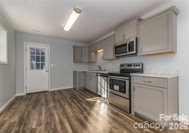 Photo 5 of Single family home for sale at 209 Roberson Rd, Forest City, NC 28043 | MLS# 4420063 | Listing updated on 2026-09-05