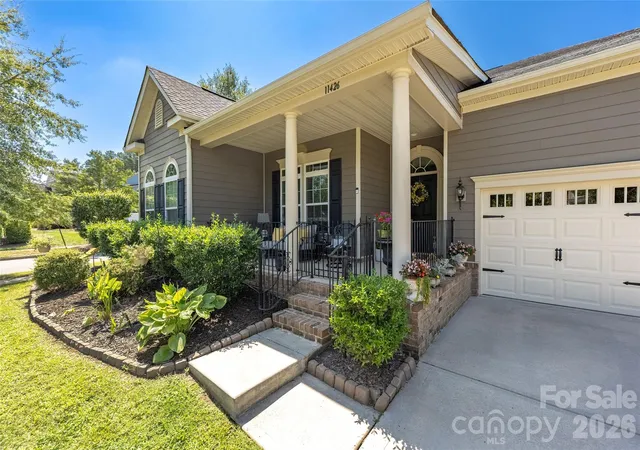 Photo 2 of Single family home for sale at 11426 Warfield Ave, Huntersville, NC 28078 | MLS# 4420071 | Listing updated on 2026-09-19