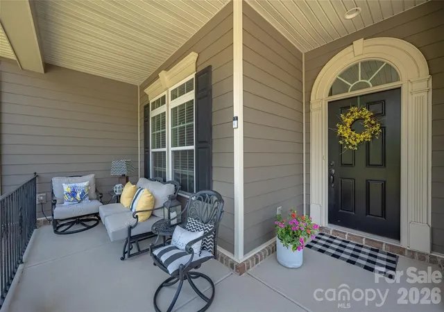 Photo 3 of Single family home for sale at 11426 Warfield Ave, Huntersville, NC 28078 | MLS# 4420071 | Listing updated on 2026-09-19