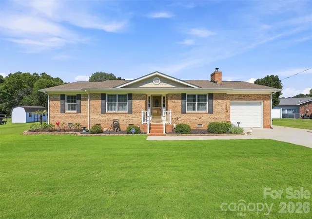 Photo 1 of Single family home for sale at 6591 Weldon Cir Nw, Concord, NC 28027 | MLS# 4420105 | Listing updated on 2026-09-05