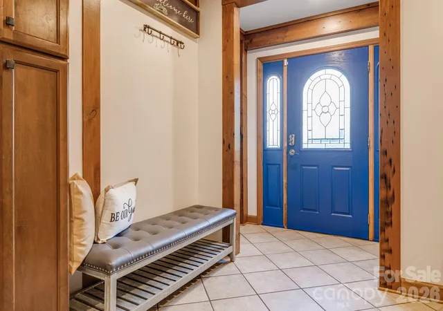 Photo 4 of Single family home for sale at 28 Nantahala Ridge, Bryson City, NC 28713 | MLS# 4420110 | Listing updated on 2026-10-21