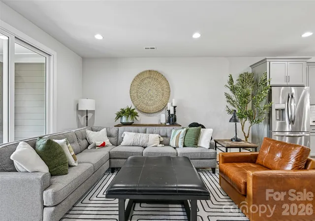 Photo 3 of Townhouse for sale at 739 Beaty St, Davidson, NC 28036 | MLS# 4420114 | Listing updated on 2026-09-19