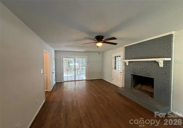 Photo 3 of Single family home for sale at 4614 Hickory Grv Rd, Mount Holly, NC 28120 | MLS# 4420125 | Listing updated on 2026-10-01
