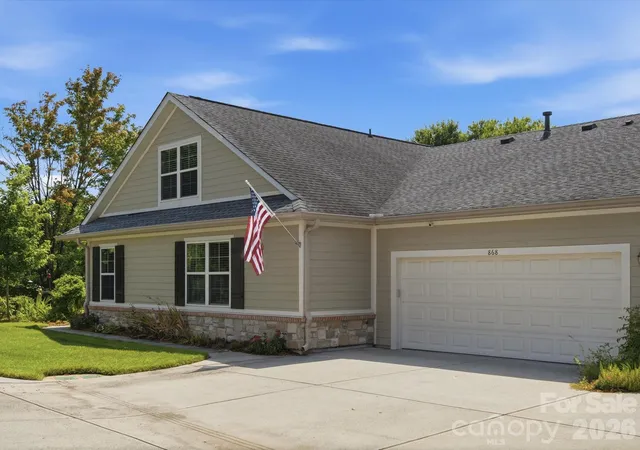 Photo 5 of Condo for sale at 868 Ledgestone Ct, Fort Mill, SC 29708 | MLS# 4420133 | Listing updated on 2026-09-03