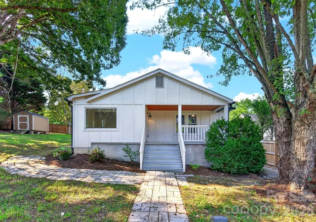 Single family home for sale at 39 Wyatt St, Asheville, NC 28803 | MLS# 4420153
