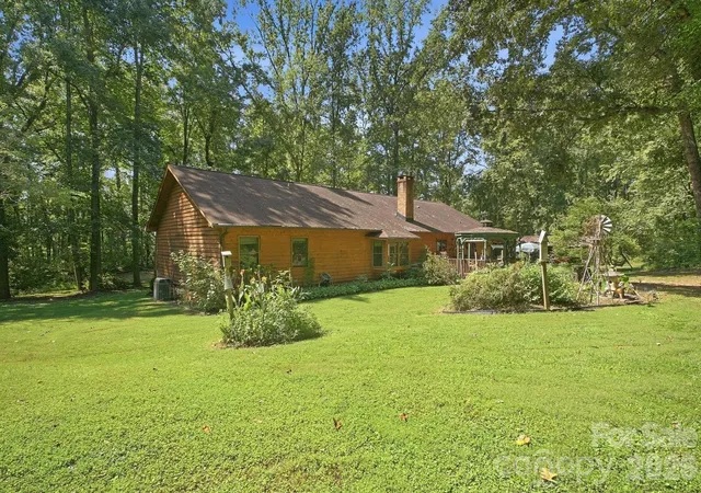 Photo 4 of Single family home for sale at 2340 E Nc 152 Hwy, China Grove, NC 28023 | MLS# 4420158 | Listing updated on 2026-09-16