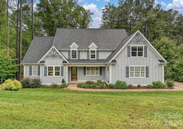Single family home for sale at 138 Waterbury Dr, Mooresville, NC 28117 | MLS# 4420165