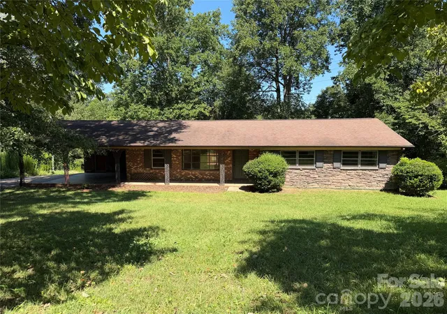 Photo 1 of Single family home for sale at 517 Goldwater St, Shelby, NC 28152 | MLS# 4420172 | Listing updated on 2026-09-01