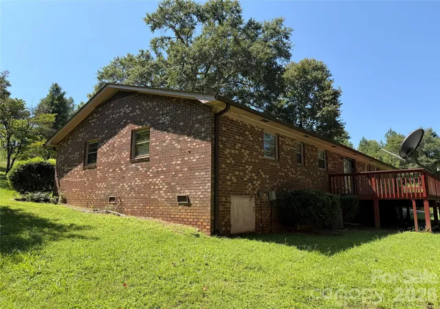 Photo 3 of Single family home for sale at 517 Goldwater St, Shelby, NC 28152 | MLS# 4420172 | Listing updated on 2026-09-01
