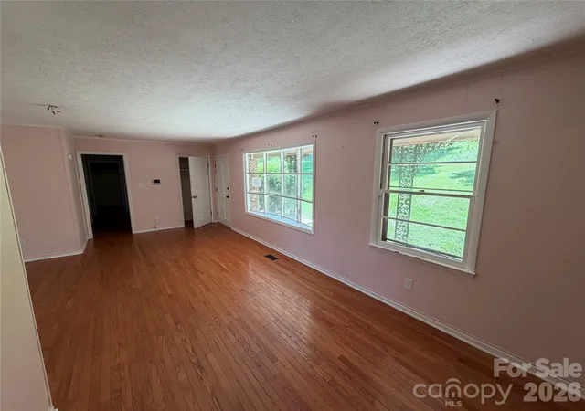 Photo 3 of Single family home for sale at 517 Goldwater St, Shelby, NC 28152 | MLS# 4420172 | Listing updated on 2026-09-01