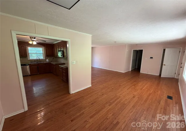 Photo 4 of Single family home for sale at 517 Goldwater St, Shelby, NC 28152 | MLS# 4420172 | Listing updated on 2026-09-01