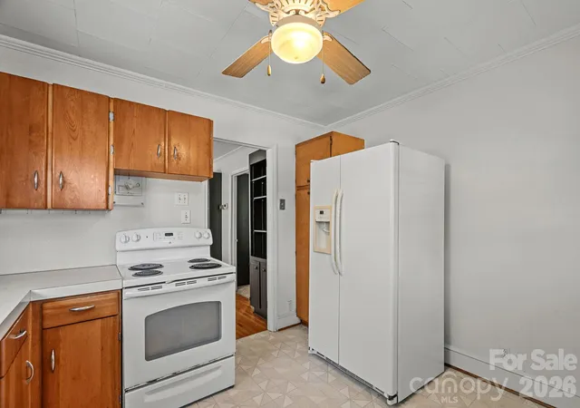 Photo 2 of Single family home for sale at 1127 Thompson Ave, Charlotte, NC 28216 | MLS# 4420178 | Listing updated on 2026-10-01