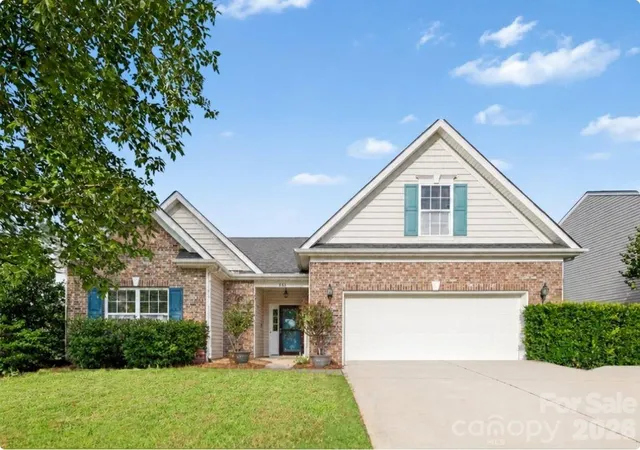 Photo 1 of Single family home for sale at 201 Augustus Ln, Mount Holly, NC 28120 | MLS# 4420181 | Listing updated on 2026-10-24