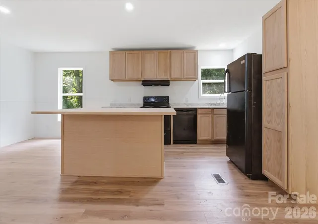 Photo 4 of Single family home for sale at 55 Harris Ridge Rd, Candler, NC 28715 | MLS# 4420194 | Listing updated on 2026-09-22