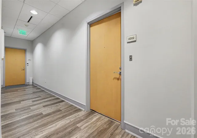 Photo 3 of Condo for sale at 315 Arlington Ave #2202, Charlotte, NC 28203 | MLS# 4420205 | Listing updated on 2026-09-26