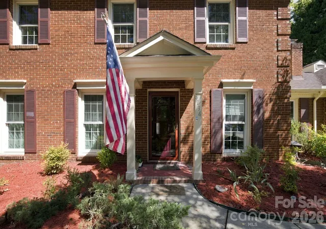 Photo 1 of Single family home for sale at 6134 Hickory Forest Dr, Charlotte, NC 28277 | MLS# 4420216 | Listing updated on 2026-09-15