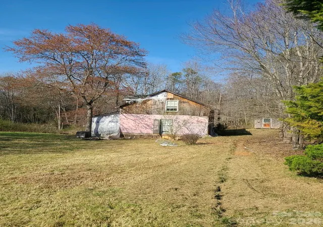 Photo 1 of Single family home for sale at 128 Steep Ln, Statesville, NC 28625 | MLS# 4420232 | Listing updated on 2026-09-23
