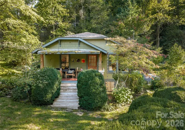 Photo 3 of Single family home for sale at 95 Chestnut Hl Loop Rd, Gerton, NC 28735 | MLS# 4420243 | Listing updated on 2026-10-01