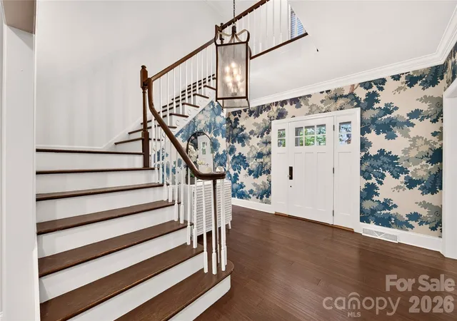 Photo 4 of Single family home for sale at 8004 Maremont Ct, Charlotte, NC 28270 | MLS# 4420252 | Listing updated on 2026-09-23