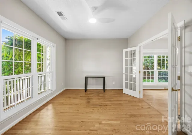 Photo 4 of Single family home for sale at 9014 Pickering Grv Ln, Charlotte, NC 28216 | MLS# 4420257 | Listing updated on 2026-10-22
