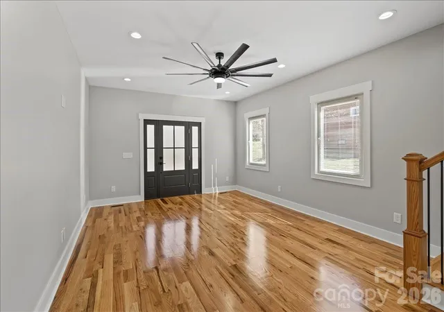 Photo 3 of Single family home for sale at 543 30th Avenue NW, Hickory, NC 28601 | MLS# 4420266 | Listing updated on 2026-09-04