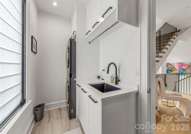 Photo 2 of Condo for sale at 610 Queens Rd, Charlotte, NC 28207 | MLS# 4420275 | Listing updated on 2026-09-18