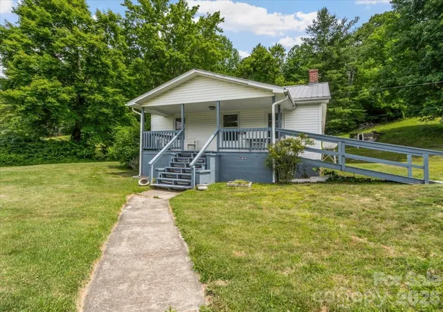 Photo 2 of Single family home for sale at 659 Newdale Church Rd, Burnsville, NC 28714 | MLS# 4420284 | Listing updated on 2026-09-02