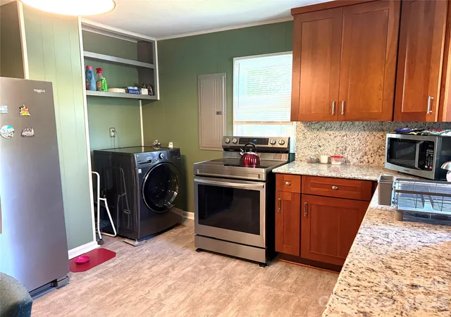 Single family home for sale at 703 Stage St Nw, Lenoir, NC 28645 | MLS# 4420298 | Listing updated on 2026-09-02