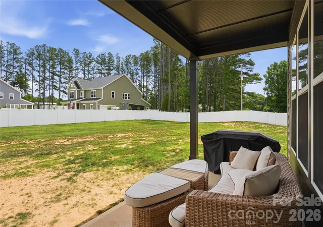 Photo 4 of Single family home for sale at 322 Shinnville Rd, Mooresville, NC 28115 | MLS# 4420300 | Listing updated on 2026-09-02