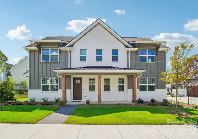 Photo 1 of Single family home for sale at 1009 Cobalt Dr, Fort Mill, SC 29708 | MLS# 4420314 | Listing updated on 2026-09-18