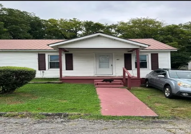 Photo 2 of Multi family home for sale at 304 E And 306 1st St, Lexington, NC 27292 | MLS# 4420392 | Listing updated on 2026-09-18