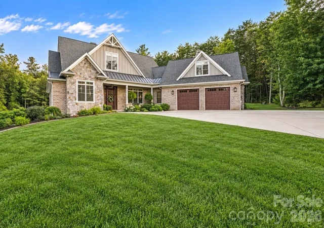 Photo 2 of Single family home for sale at 4686 Miller Brg Rd, Connelly Springs, NC 28612 | MLS# 4420397 | Listing updated on 2026-09-13