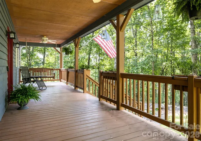 Photo 4 of Single family home for sale at 12 Howling Waite Ridge, Candler, NC 28715 | MLS# 4420405 | Listing updated on 2026-09-27