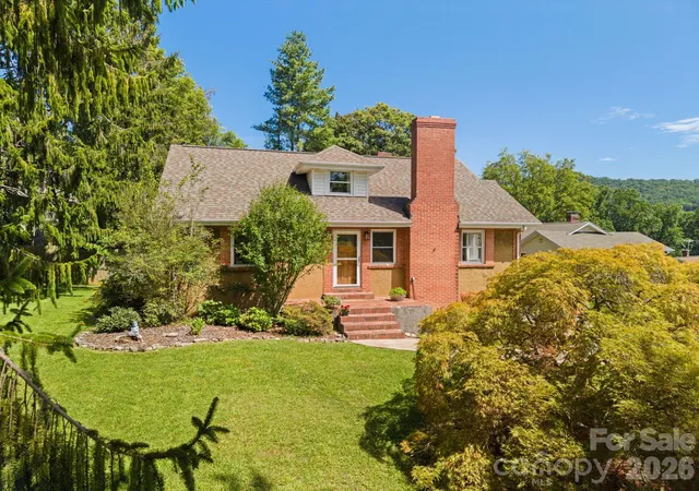 Photo 4 of Single family home for sale at 348 Beaucatcher Rd, Asheville, NC 28805 | MLS# 4420417 | Listing updated on 2026-09-26