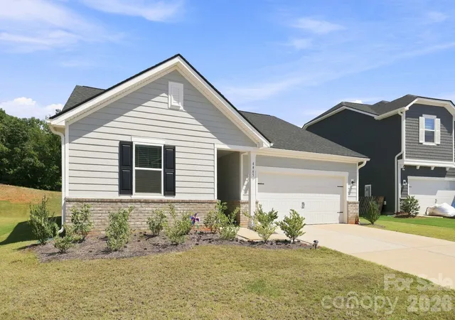 Photo 1 of Single family home for sale at 4465 Family Trl Dr, Fort Mill, SC 29707 | MLS# 4420449 | Listing updated on 2026-09-30