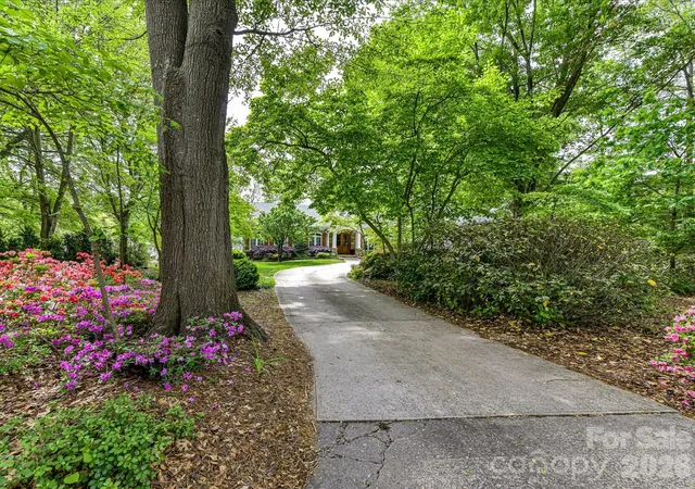 Photo 4 of Single family home for sale at 16211 Terry Ln, Huntersville, NC 28078 | MLS# 4420498 | Listing updated on 2026-10-09