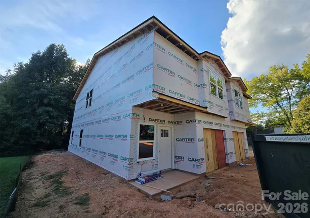 Photo 4 of Townhouse for sale at 5623 Old Plank Rd, Charlotte, NC 28216 | MLS# 4420513 | Listing updated on 2026-10-22