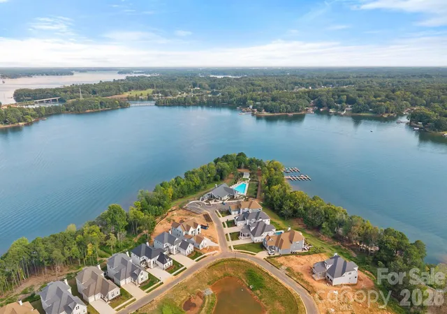 Photo 3 of Single family home for sale at 4477 Splash Trl, Sherrills Ford, NC 28673 | MLS# 4420546 | Listing updated on 2026-09-25