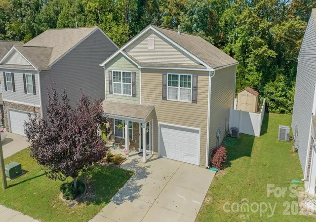 Photo 1 of Single family home for sale at 1057 Bolivia Dr, Gastonia, NC 28054 | MLS# 4420557 | Listing updated on 2026-09-25