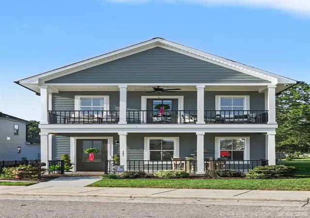 Photo 1 of Single family home for sale at 131 W F St, Kannapolis, NC 28081 | MLS# 4420565 | Listing updated on 2026-09-16