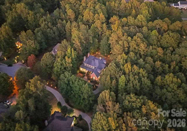 Photo 2 of Single family home for sale at 8500 Broxburn Ln, Waxhaw, NC 28173 | MLS# 4420575 | Listing updated on 2026-10-12