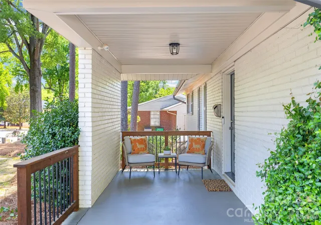 Photo 3 of Single family home for sale at 4828 Gilmore Dr, Charlotte, NC 28209 | MLS# 4420579 | Listing updated on 2026-09-28