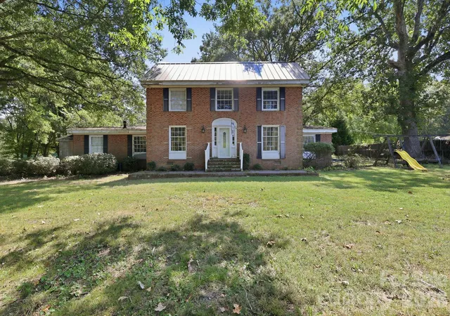 Photo 2 of Single family home for sale at 4225 Sherrills Frd Rd, Salisbury, NC 28147 | MLS# 4420596 | Listing updated on 2026-09-21