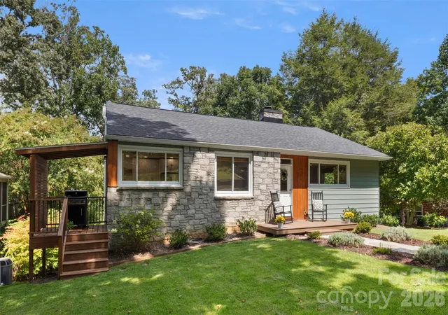 Photo 1 of Single family home for sale at 33 Maywood Rd, Asheville, NC 28804 | MLS# 4420601 | Listing updated on 2026-10-03