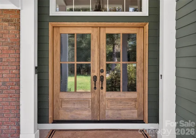 Photo 3 of Single family home for sale at 73 Redwood St, Brevard, NC 28712 | MLS# 4420611 | Listing updated on 2026-10-05