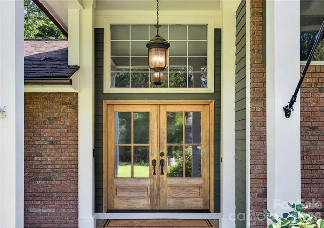 Photo 4 of Single family home for sale at 73 Redwood St, Brevard, NC 28712 | MLS# 4420611 | Listing updated on 2026-10-05