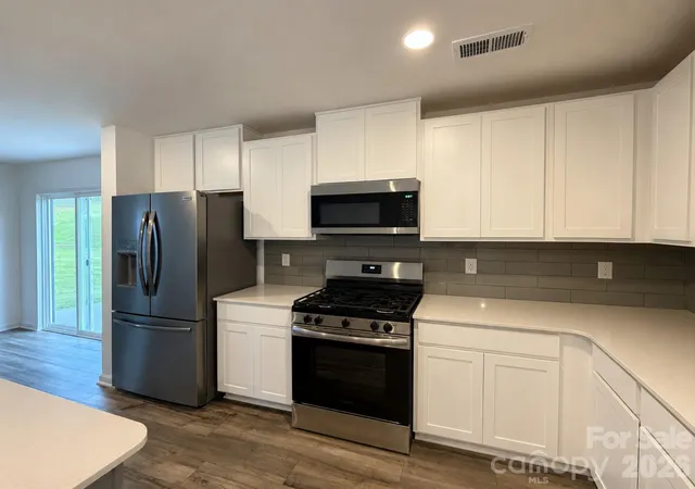 Photo 3 of Single family home for sale at 153 Spotted Way, Troutman, NC 28166 | MLS# 4420626 | Listing updated on 2026-09-28