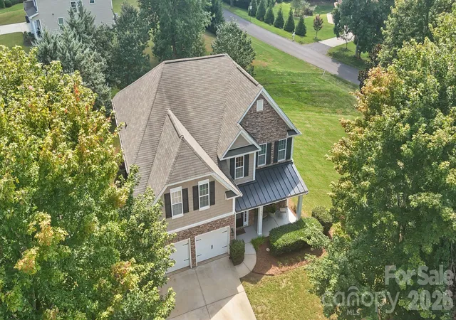 Single family home for sale at 608 Cedar Tr Dr, Clover, SC 29710 | MLS# 4420650