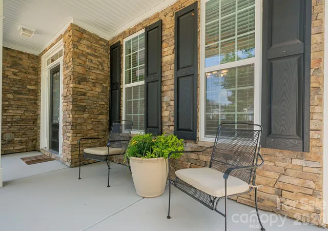 Photo 2 of Single family home for sale at 608 Cedar Tr Dr, Clover, SC 29710 | MLS# 4420650 | Listing updated on 2026-10-01