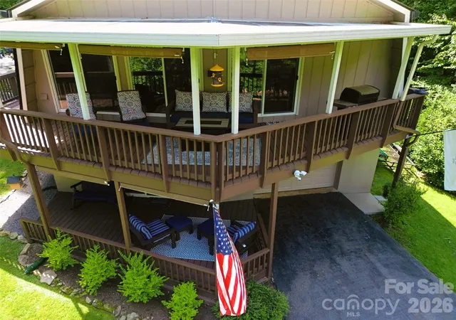 Photo 4 of Single family home for sale at 477 Locust Dr, Maggie Valley, NC 28751 | MLS# 4420658 | Listing updated on 2026-10-06